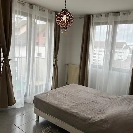 Les Berges Du Thiou Apartment Annecy